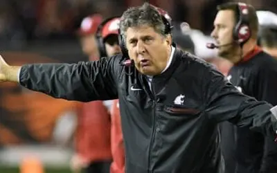 No. 16 University of Washington Huskies at No. 7 Washington State Cougars Pick