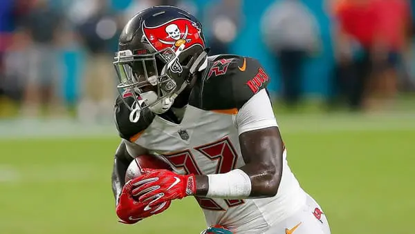tampa-bucs-ronald-jones-lrg Ronald Jones Buc RB