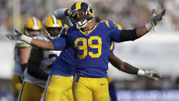 la-rams-aaron-donald-lrg Aaron Donald Rams