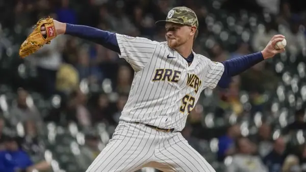 milwaukee-brewers-eric-lauer-lrg Eric Lauer Brewers Starting Pitcher