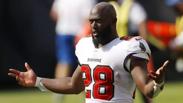 tamap-bay-buccaneers-rb-leonard-fournette Leonard Fournette RB Bucs