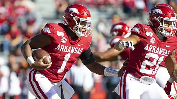arkansas-razorbacks-qb-kj-jefferson KJ Jefferson QB Razorbacks