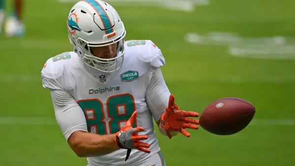 maimi-dolphins-mike-gesicki-te Mike Gesicki TE Miami Dolphins
