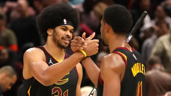 cleveland-cavaliers-evan-mobley-jarrett-allen Evan Mobley & Jarrett Allen Cavs