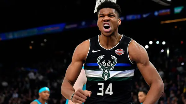 milwaukee-bucks-giannis-antetokounmpo-5 Giannis Antetokounmpo Bucks