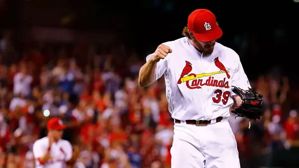 st-louis-cardinals-miles-mikolas-4 Miles Mikolas Cardinals Starting Pitcher