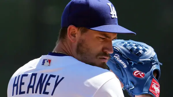 la-dodgers-andrew-heaney Andrew Heaney Dodgers Starting Pitcher
