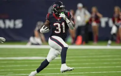 Barking Dog: Chargers vs. Texans Pick