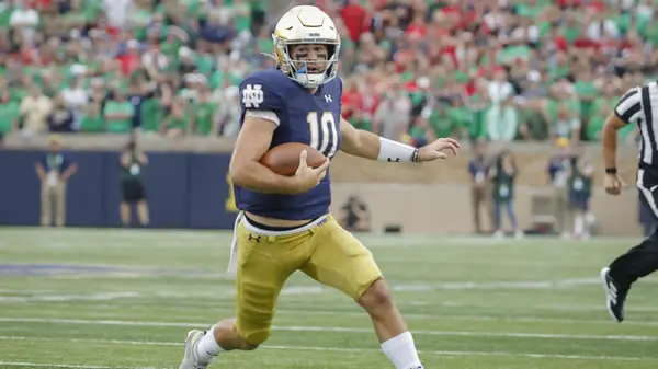 notre-dame-drew-pyne-qb Drew Pyne Notre Dame QB
