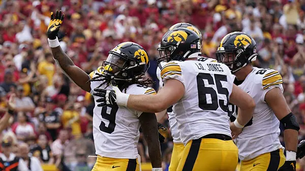 iowa-hawkeyes-jaziun-patterson Jaziun Patterson RB Iowa Hawkeyes