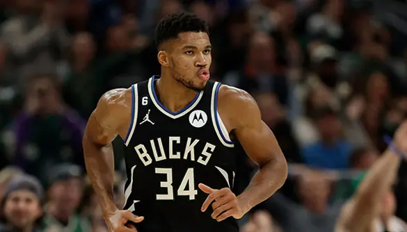 milwaukee-bucks-giannis-antetokounmpo-24 Giannis Antetokounmpo Milwaukee Bucks