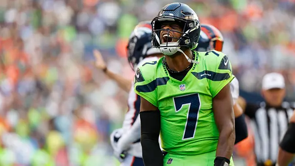 seattle-seahawks-geno-smith-4 Seattle Seahawks QB Geno Smith