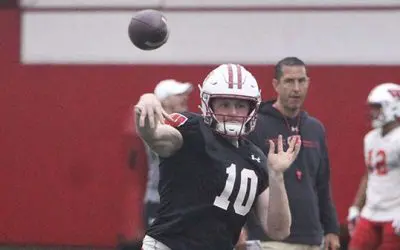 R.B. Dressler’s College Football Betting Picks: Week 1 Insights & Wisdom