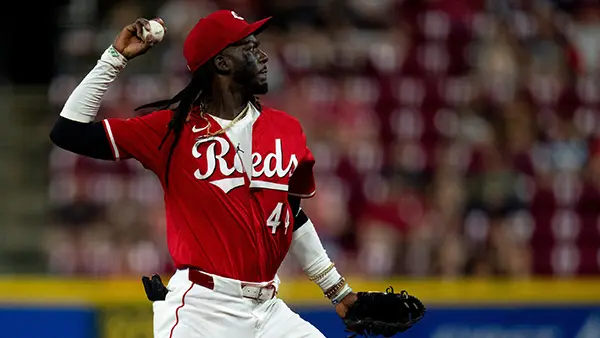 Reds vs Cardinals Prediction & Best Bets | NL Central Rivals Clash in Busch Stadium