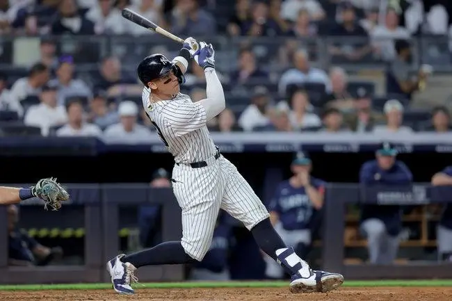 Mariners vs Yankees Prediction & Best Bets | Cal Raleigh Looks to Continue Home Run Surge in the Bronx Mariners vs Yankees Prediction & Best Bets | Cal Raleigh Looks to Continue Home Run Surge in the Bronx