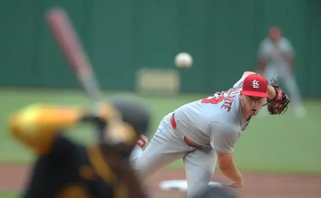 Cardinals vs Diamondbacks Prediction & Best Bets | Struggling Pitchers Clash in Desert Showdown