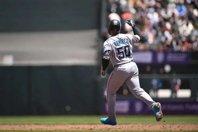 Twins vs Marlins Prediction & Best Bets | Hot Marlins Host Struggling Twins