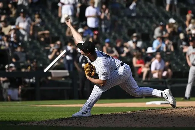 Cubs vs White Sox Prediction, Best Bet & Props: Matt Shaw Leads Chicago in Rubber Match