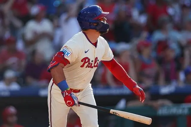 Reds vs Phillies Prediction & Best Bets | Wheeler Masterclass Looms in Rubber Match