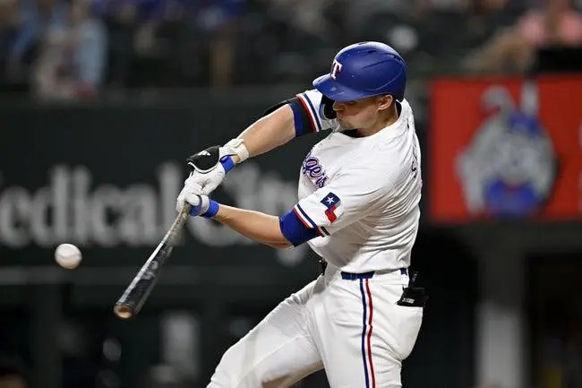 Rangers vs Blue Jays Prediction & Best Bets | Kirk’s Heroics Sink Sinking Rangers