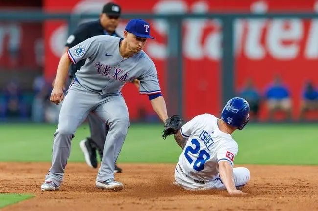 Guardians vs Rangers Picks & Predictions: Best Bets for Saturday Night