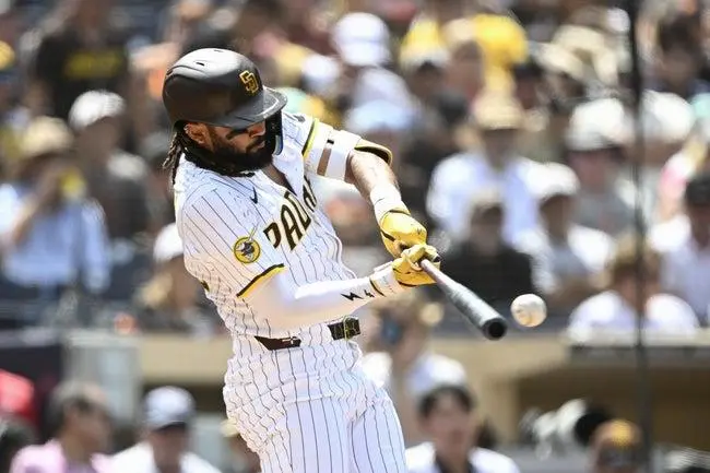 Dodgers vs Padres Prediction & Best Bets | Glasnow-Cortes Pitching Matchup Takes Center Stage