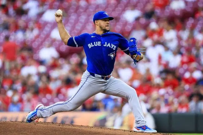 Blue Jays vs Rays Prediction & Best Bets | Pitching Duel Brewing at Steinbrenner Field
