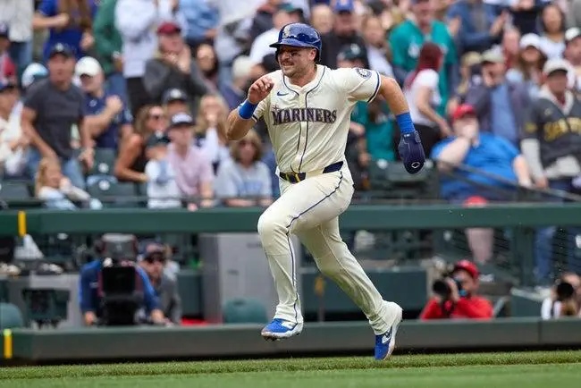 Mariners vs Royals Prediction & Best Bets | Gilbert-Wacha Pitching Duel Sets Stage for Low-Scoring Battle