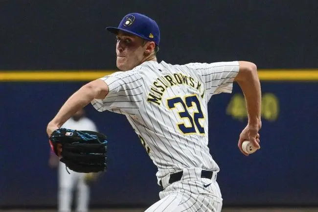 Brewers vs Cardinals Run Line Pick & Prediction | Sept 19