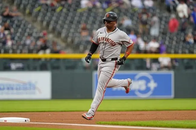 Giants vs Cardinals Prediction & Best Bets | Surging Giants Look to Continue Playoff Push