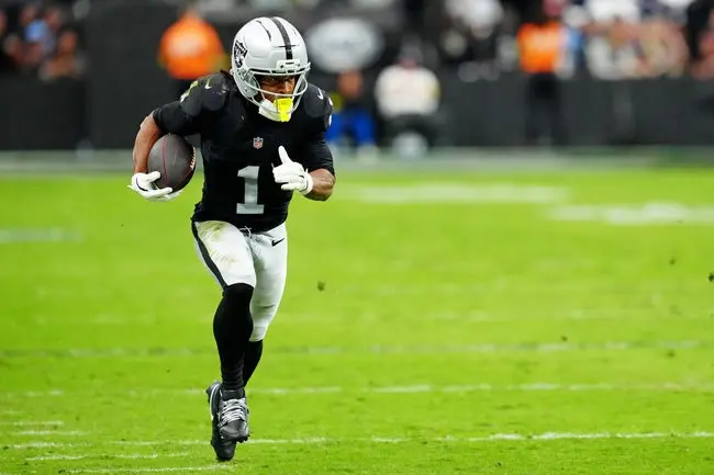 Raiders vs Chiefs Free NFL Picks & Player Props for Week 7