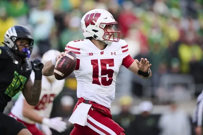 Washington vs Wisconsin CFB Prediction & Best Bets | Week 11 Showdown