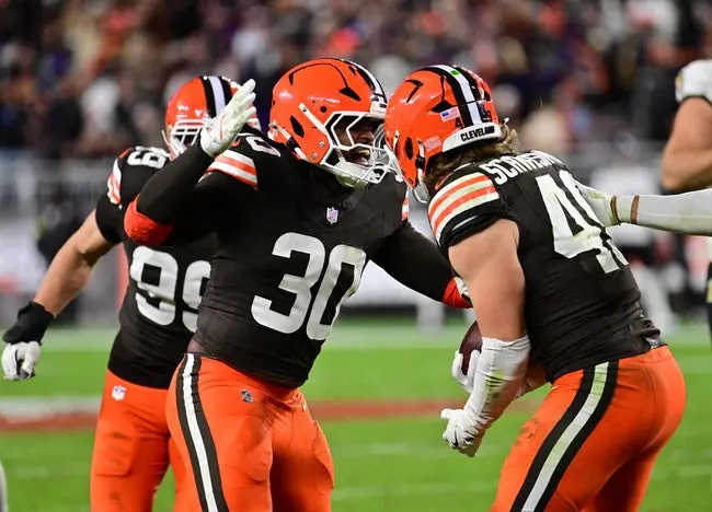 Raiders vs. Browns Prediction: Fading the Rookie QB Narrative to Bet the Browns +3.5 Value