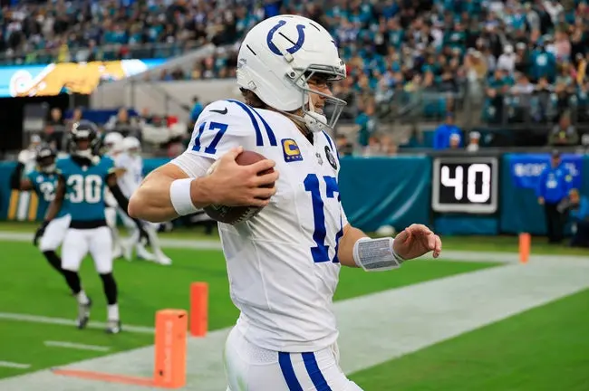 featured-image-1765417696677 Indianapolis Colts quarterback Daniel Jones (17) is forced out of bounds on a keeper during the first quarter of an NFL football game at EverBank Stadium, Sunday, Dec. 7, 2025, in Jacksonville, Fla. The Jaguars defeated the Colts 36-19.