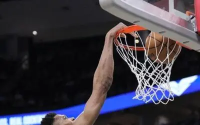 Denver Nuggets vs Milwaukee Bucks Best Bets: Jokic-Less Nuggets Face Tough Road Test