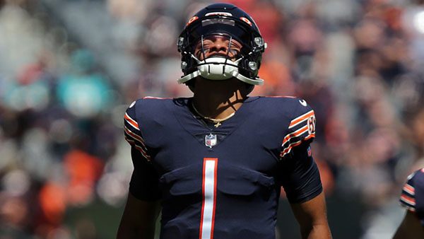 Justin Fields Chicago Bears QB