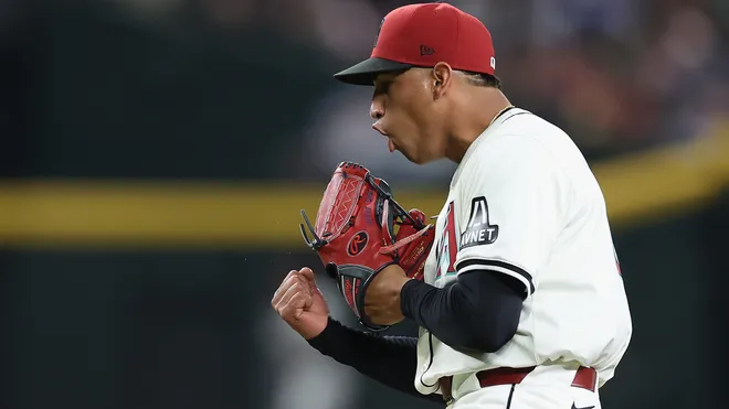 arizona-diamondbacks-yilber-diaz Yiber Diaz Arizona Starting Pitcher