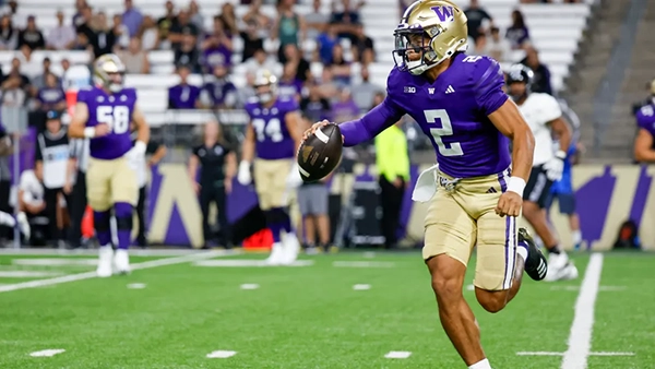 washington-huskies-desmond-williams-jr Desmon Williams Jr. Washington Huskies QB