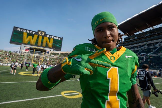Oregon vs Northwestern College Football Betting Preview: Week 2 Pick Against the Spread