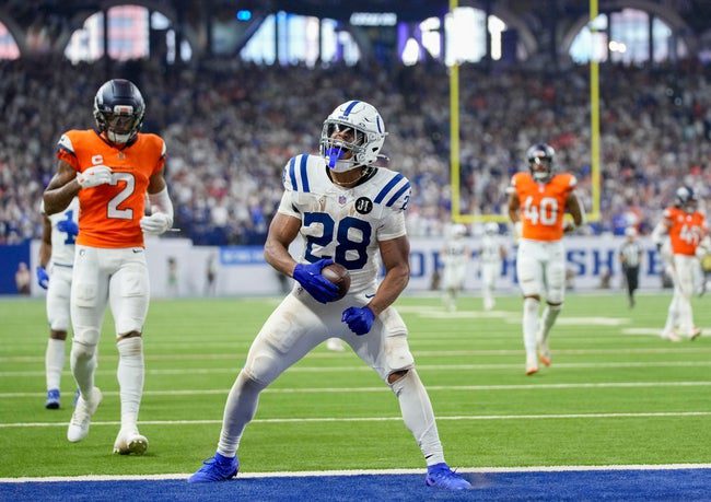 Indianapolis Colts running back Jonathan Taylor (28) celebrates in the end zone Sunday, Sept. 14, 2025, during a game at Lucas Oil Stadium in Indianapolis.