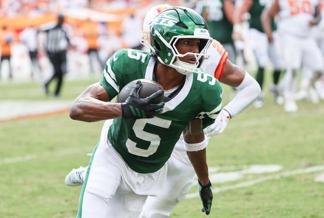 Garrett Wilson NY Jets will look to light it up against the Dolphins in Week 4
