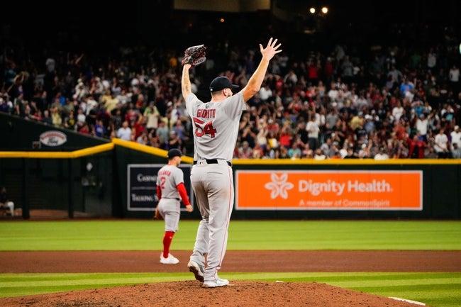 Yankees vs Red Sox Prediction & Best Bets | Rivalry Renewed at Fenway as Gil Faces Giolito