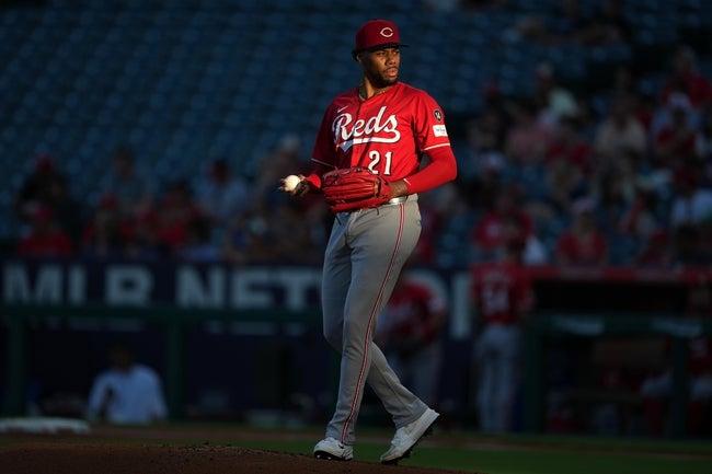 Blue Jays vs Reds Prediction & Best Bets | Power vs Precision in Great American Showdown