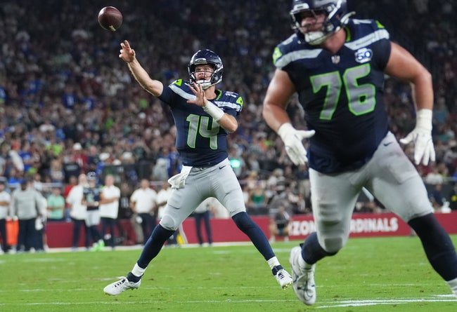 Buccaneers vs Seahawks NFL Week 5 Betting Picks & Predictions