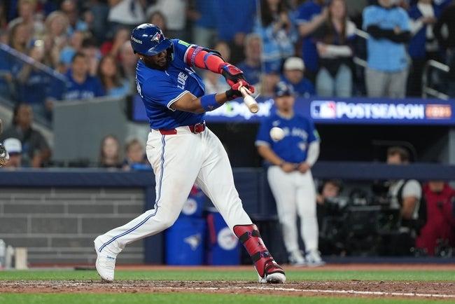 Mariners vs Blue Jays Prediction & Best Bets | Playoff Intensity Builds in Toronto Showdown