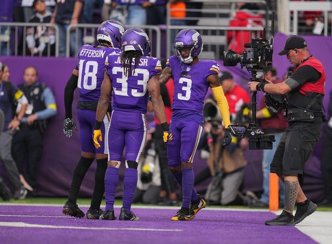Commanders vs Vikings Point Spread Prediction Week 14
