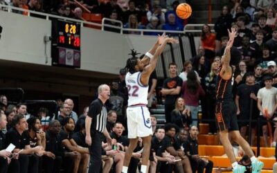 Cincinnati vs. Kansas Prediction: Defensive Grit Meets Phog Power