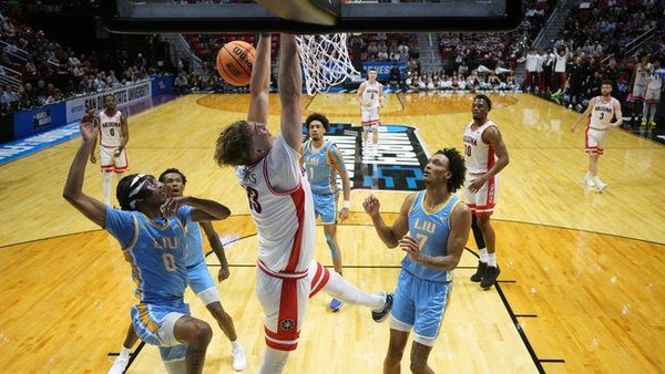 Utah State vs Arizona Prediction: March Madness Metric Gap Meets Tournament Reality