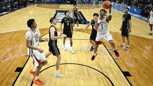 High Point vs Arkansas Prediction: Can the Panthers Keep Pace in Portland?