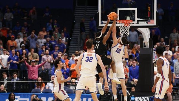 Iowa vs Florida Prediction: Can the Hawkeyes Survive the Gators’ Glass Dominance?